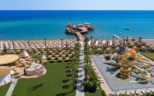 محوطه هتل محوطه هتل