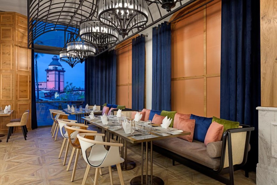 رستوران رستوران