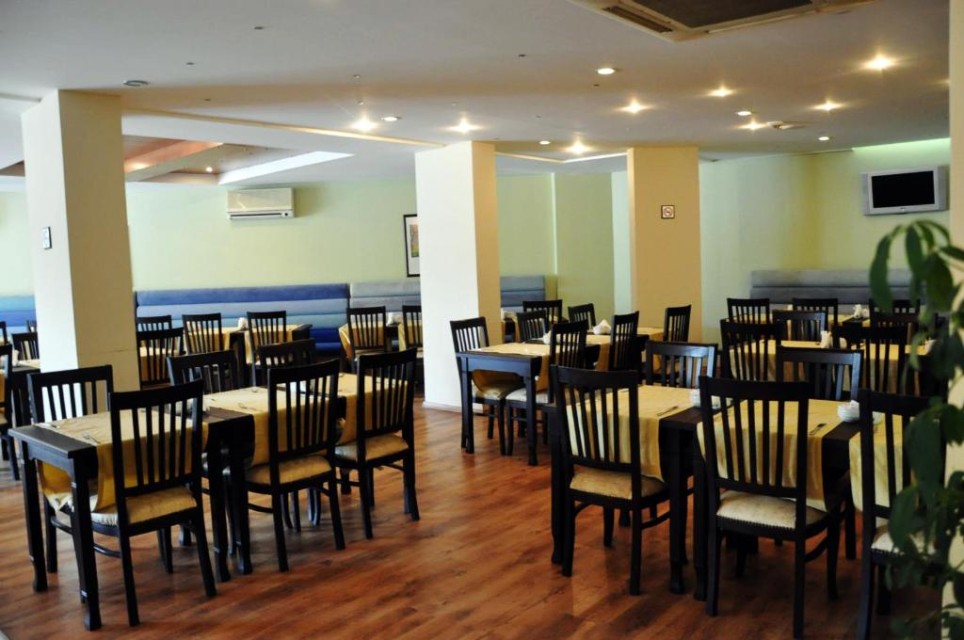 رستوران رستوران