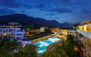 استخر استخر