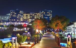 نمای بیرونی - شب