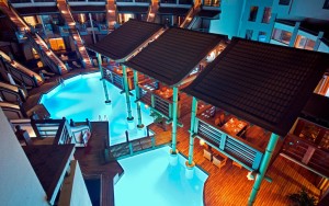 نمای بیرونی - شب