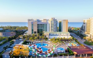 محوطه هتل محوطه هتل