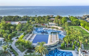 محوطه هتل محوطه هتل