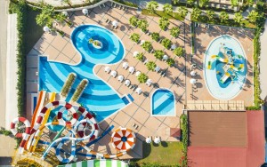 محوطه هتل محوطه هتل