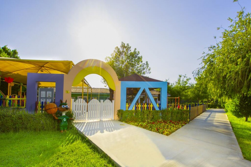 محوطه هتل محوطه هتل