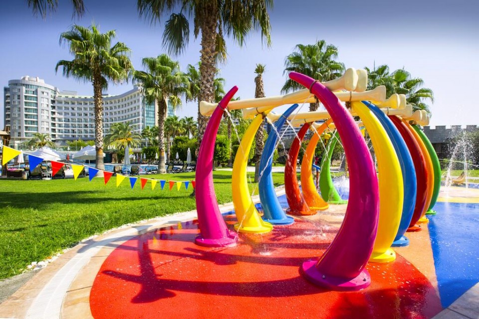 محوطه هتل محوطه هتل