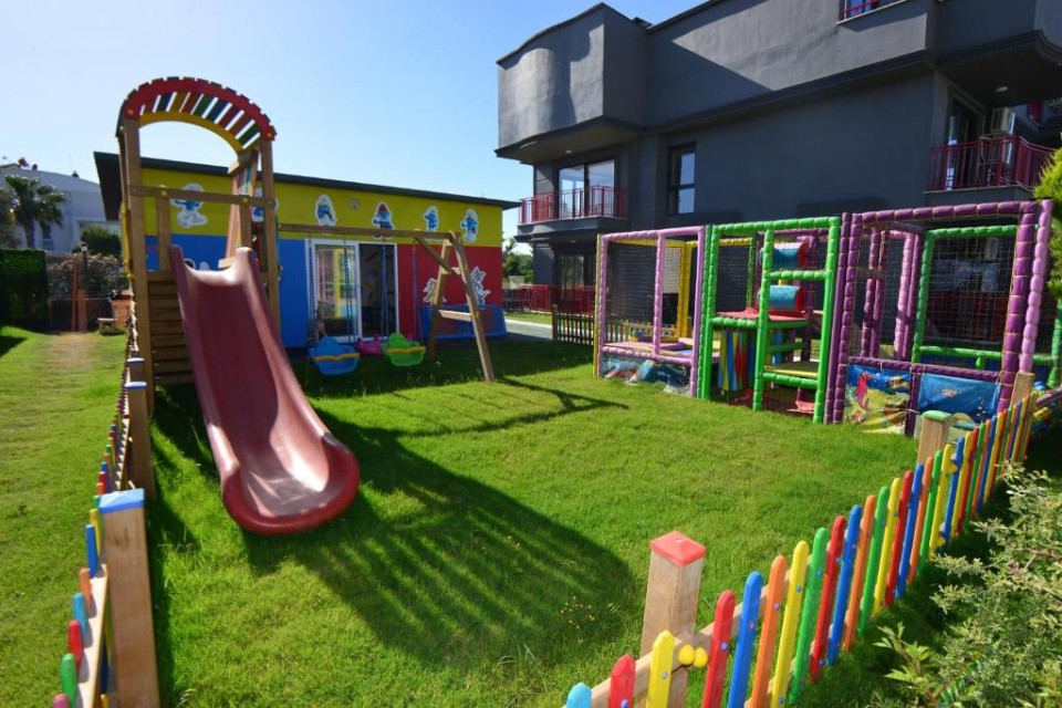 محوطه هتل محوطه هتل