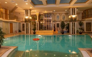 استخر استخر