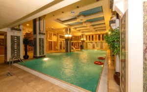 استخر استخر