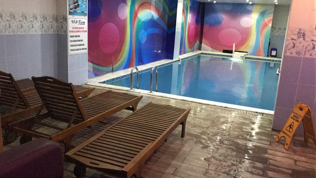 استخر استخر