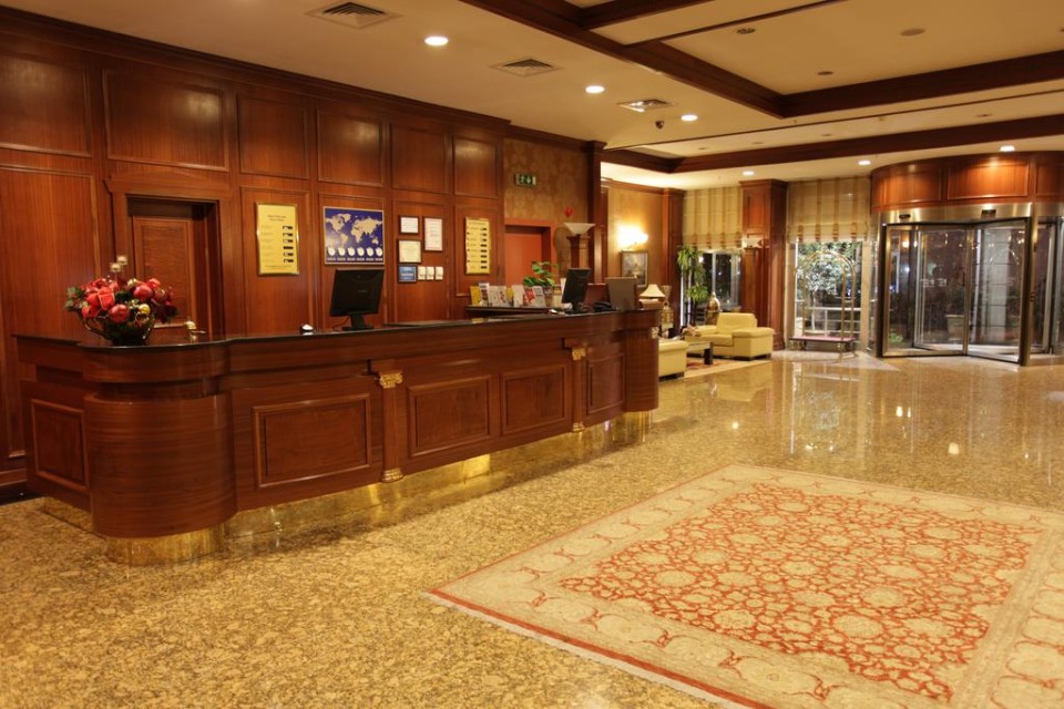 hotels-turkey-istanbul-Golden-Park-Hotel-لابی-26ba2c9637d85cfabc7a35aea816c669.jpg