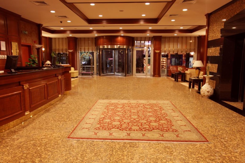 hotels-turkey-istanbul-Golden-Park-Hotel-لابی8-26ba2c9637d85cfabc7a35aea816c669.jpg