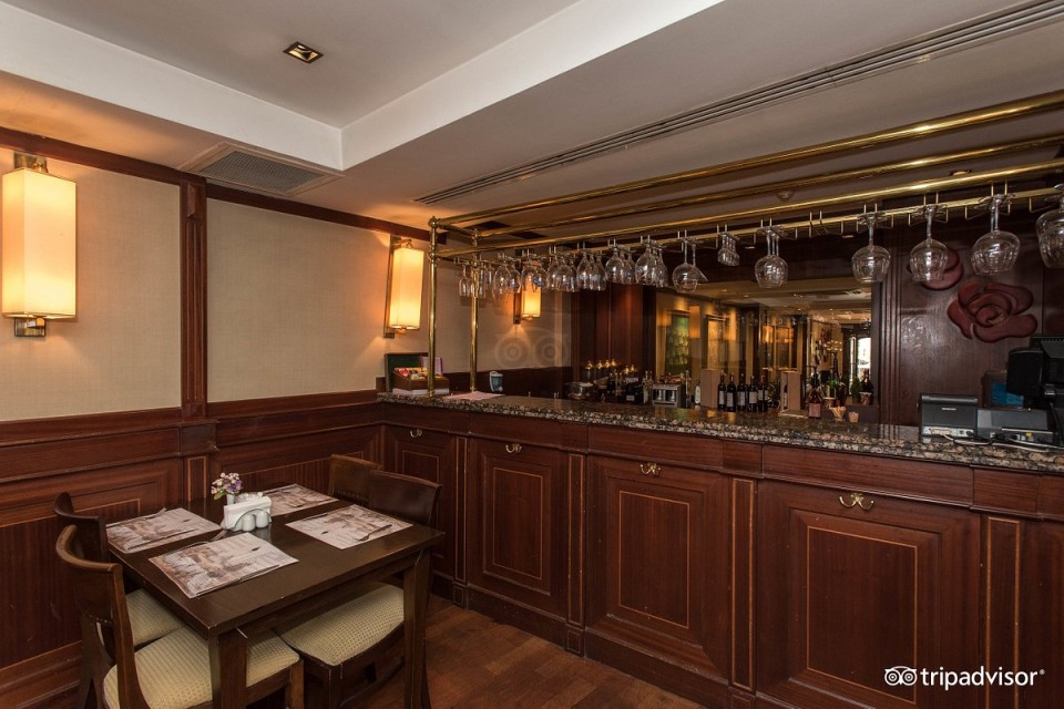 رستوران رستوران