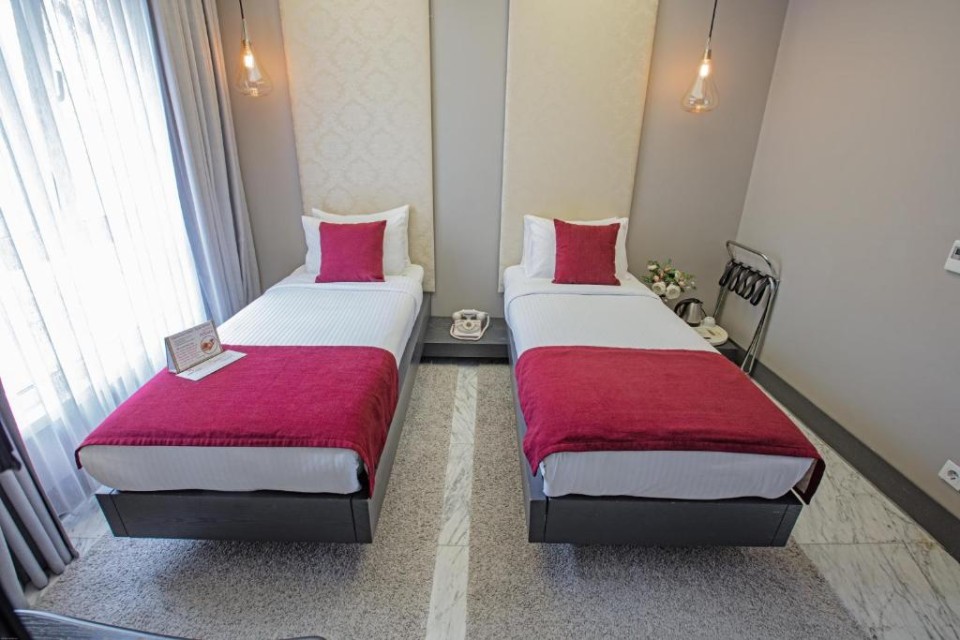 hotels-turkey-istanbul-Nowy-Efendi-183089689-26ba2c9637d85cfabc7a35aea816c669.jpg