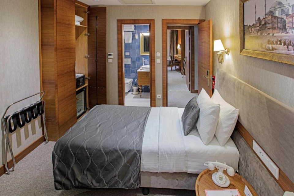 hotels-turkey-istanbul-Nowy-Efendi-183121160-26ba2c9637d85cfabc7a35aea816c669.jpg