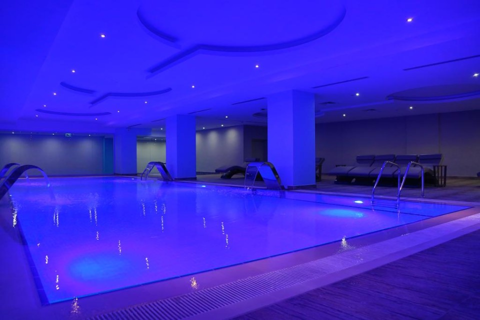 استخر استخر