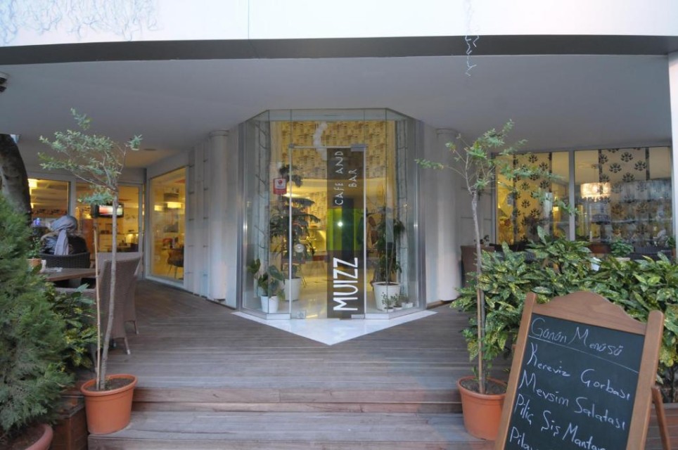 محوطه هتل محوطه هتل