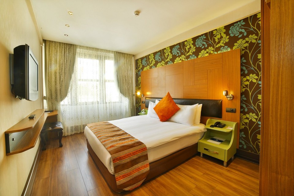 hotels-turkey-istanbul-hotel-Konak-istanbul-konak-hotel-(16)-26ba2c9637d85cfabc7a35aea816c669.jpg