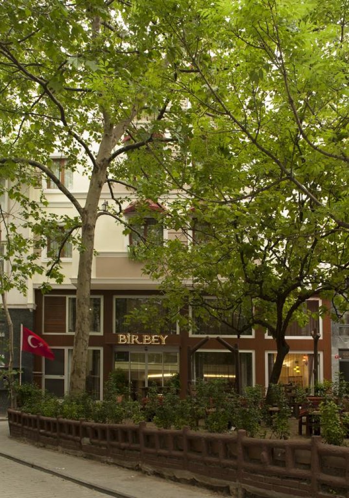 hotels-turkey-istanbul-hotel-birbey-istanbul-birbey-(garden)-26ba2c9637d85cfabc7a35aea816c669.jpg