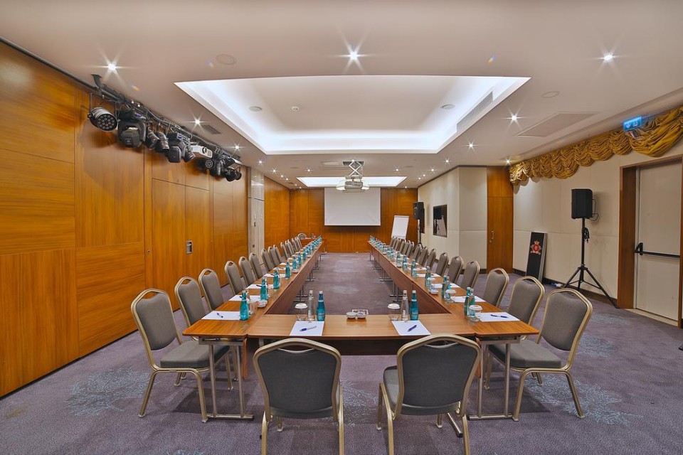 اتاق جلسه