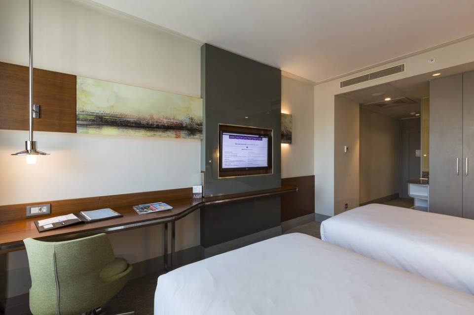 hotels-turkey-istanbul-hotel-mercure-istanbul-اتاق۶-26ba2c9637d85cfabc7a35aea816c669.jpg