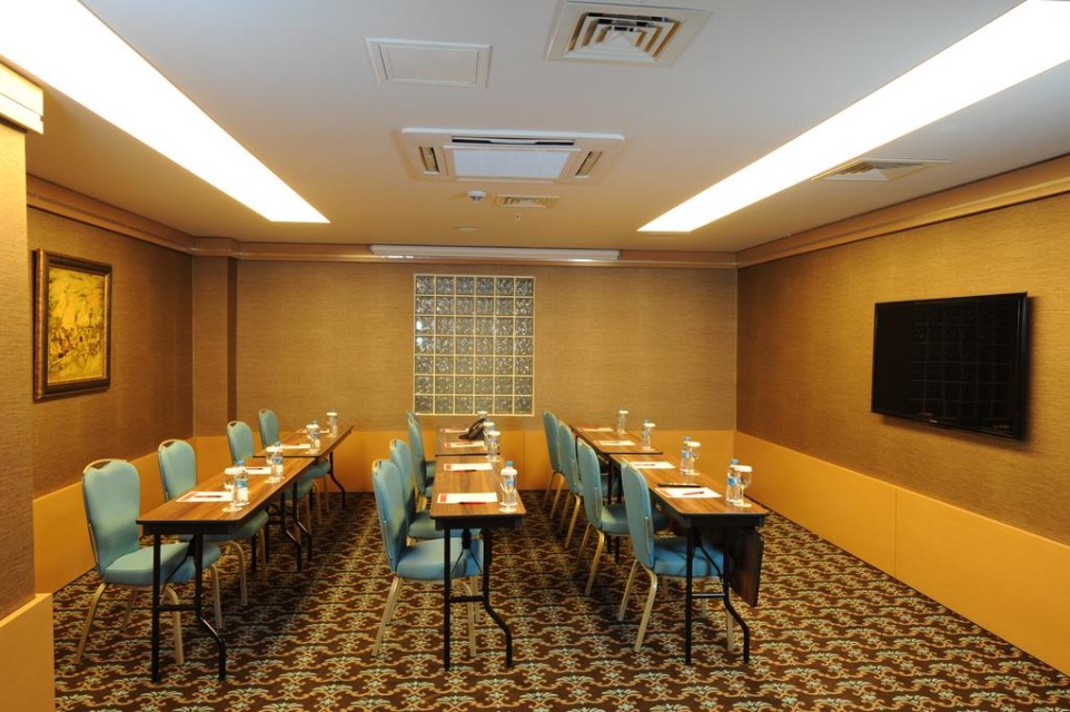 سالن کنفرانس