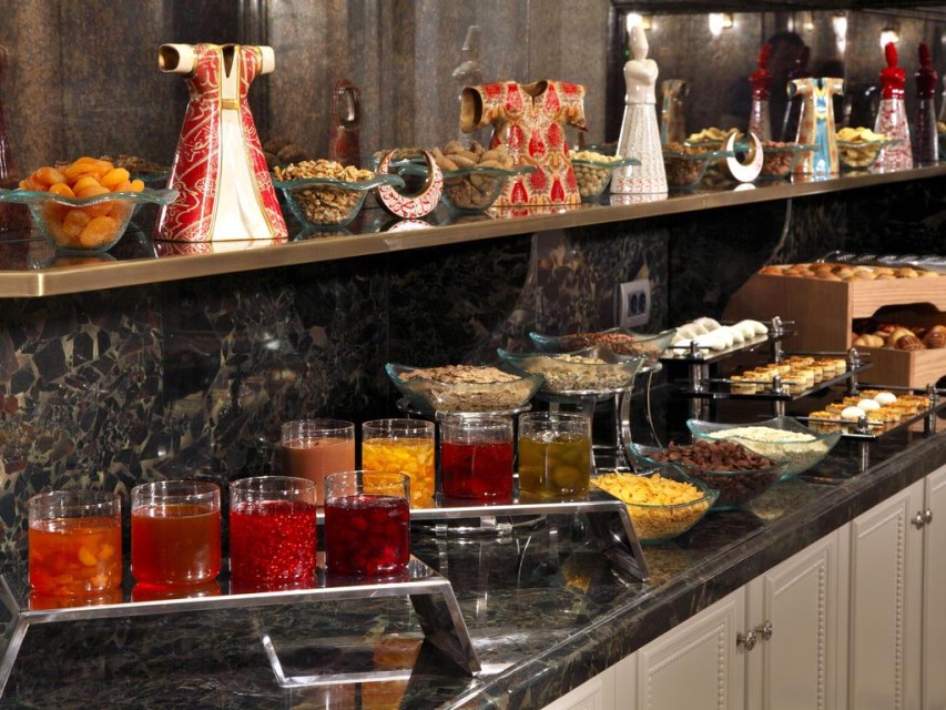 رستوران صبحانه بوفه