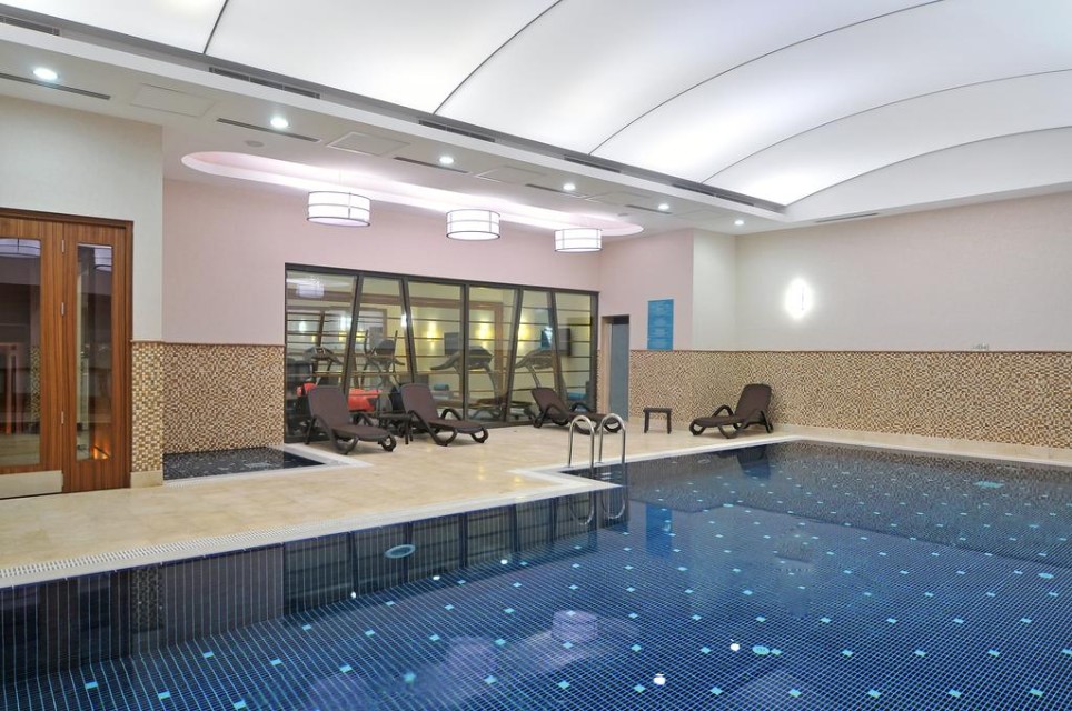 استخر استخر