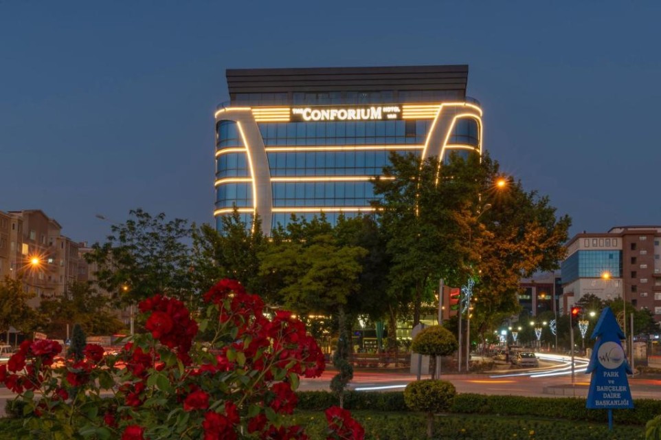 محوطه هتل محوطه هتل