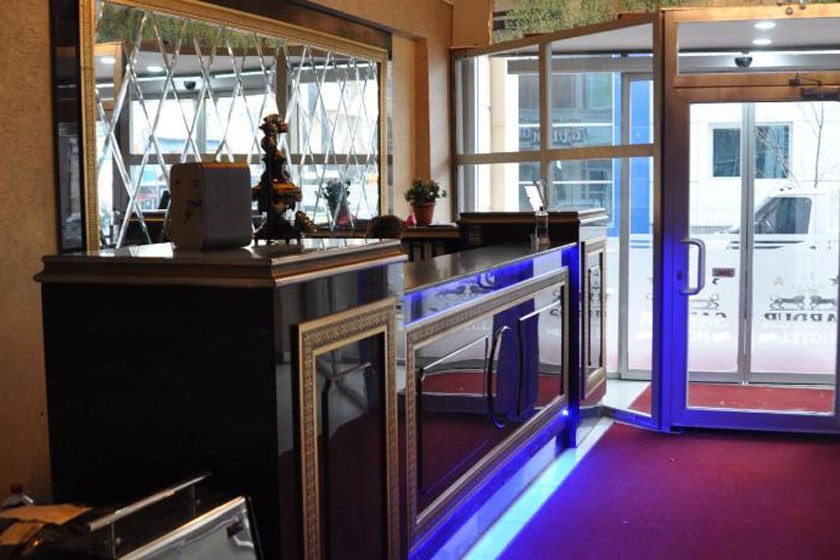 ورودی هتل ورودی هتل