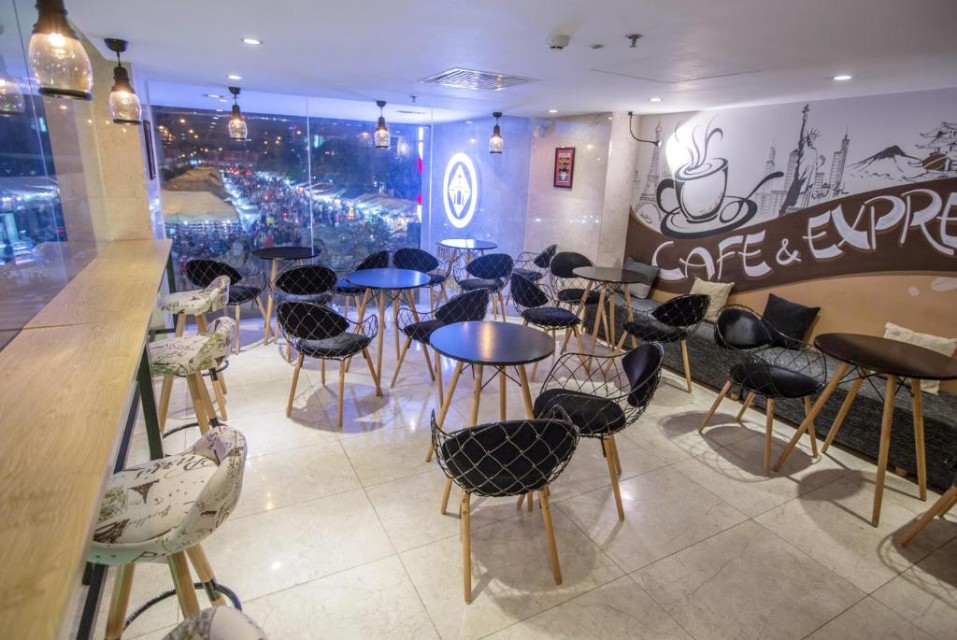 رستوران رستوران