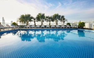 محوطه هتل محوطه هتل