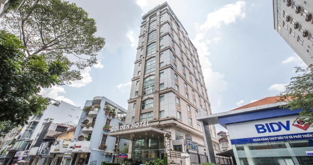 محوطه هتل محوطه هتل