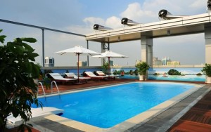 محوطه هتل محوطه هتل