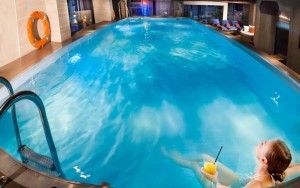 استخر استخر