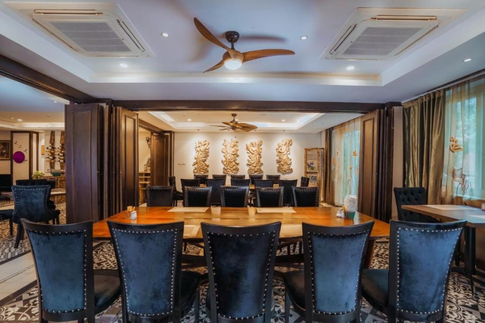 رستوران رستوران