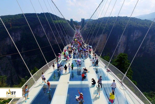 قدم زدن در زیباترین اسکای واکهای دنیا قدم زدن در زیباترین اسکای واکهای دنیا