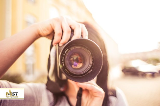 در سفرهای تکنفره، چطور بهترین عکسها را از خودمان بگیریم در سفرهای تکنفره، چطور بهترین عکسها را از خودمان بگیریم