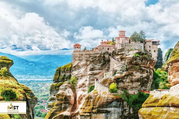 صومعه‌هایی در عجیب‌ترین نقاط روی زمین (بخش اول)