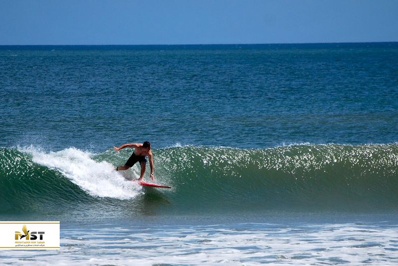 surf-in-kuta-beach
