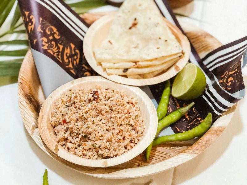 ماس هونی (Mas Huni): ترکیبی از ماهی دودی، نارگیل، پیاز و لیمو در مالدیو