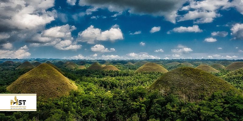 تپههای شکلاتی