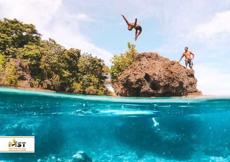 شیرجه از صخره&zwnj;ها