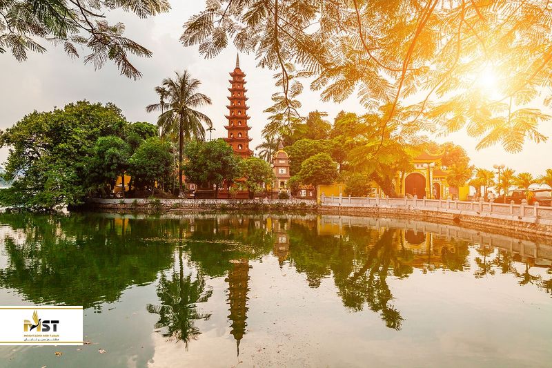 پاگودا تران کوک در هانوی