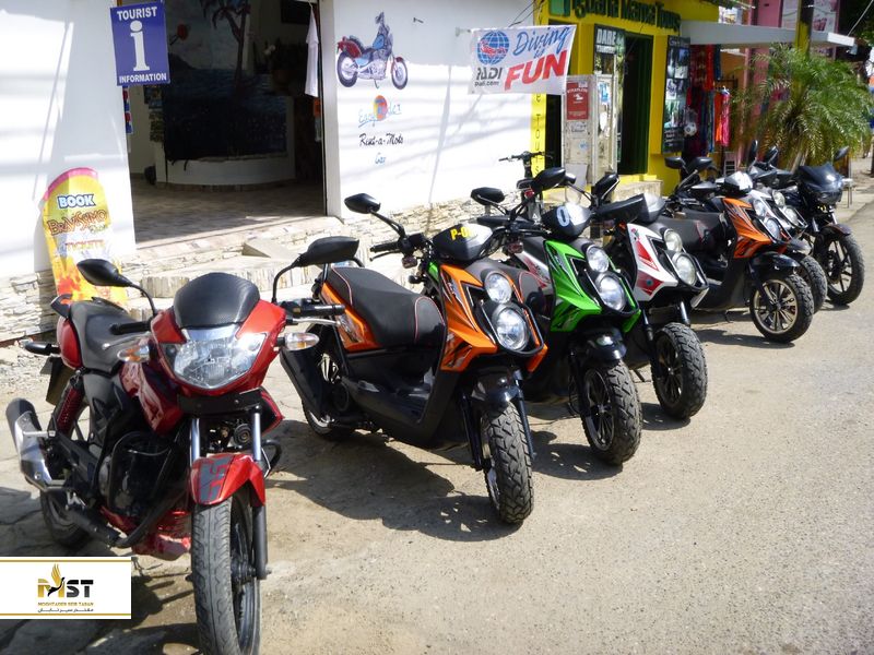 گردش با موتورسیکلت در ویتنام