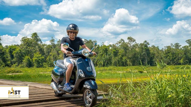 گردش با موتورسیکلت در ویتنام