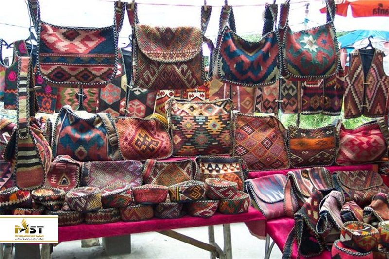 بازار ورنیساژ