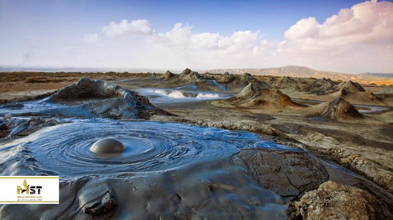  آتشفشان گلی قوبوستان