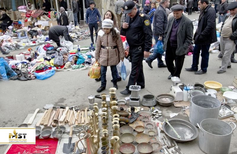 بازار عتیقه فروشی روسی